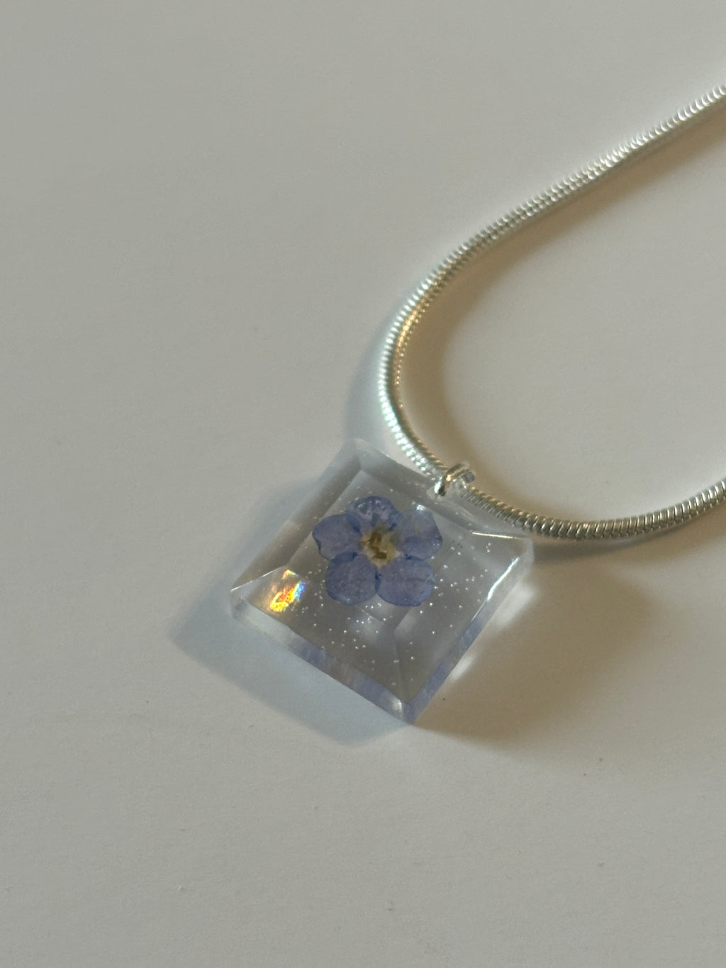Collar cuadrado flor III