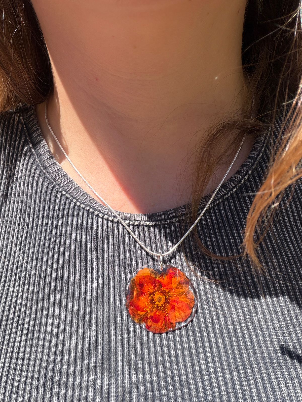 Collar flor prensada II