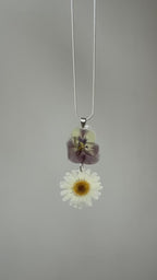 Collar flores prensadas doble